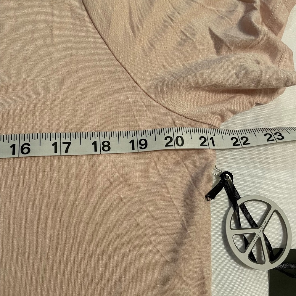 Hippie Chic Jrs. Pink/Champagne Distressed Women's V-Neck Tee, NWT, Size XL - Picture 9 of 11